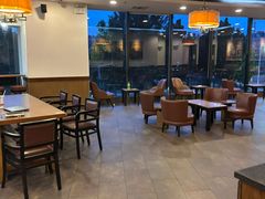 -星巴克(郑州曼哈顿广场店)