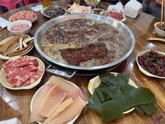 -储奇门鳝鱼火锅(总店)