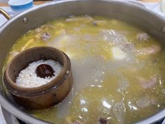 -朴小妹人参鸡汤火锅(长白山万达店)