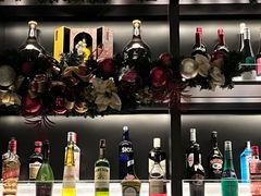 -星河吉酒店-BOND大堂吧·咖啡·简餐