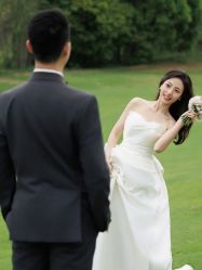 -喜爱高定婚纱摄影
