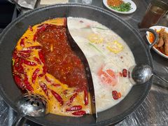 -朱光玉火锅馆·太原旗舰(钟楼街店)