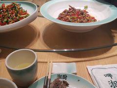 -呷湘厨·鱼汤捞饭·剁椒鱼头·辣椒炒肉(国家会展中心店)