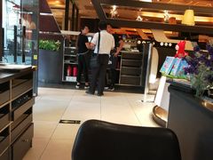 -必胜客(滨江店)