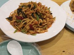-肘子酥·天津菜·特色捞面(德云社店)