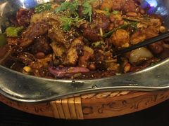 -愉肴麻辣香锅(中北镇店)