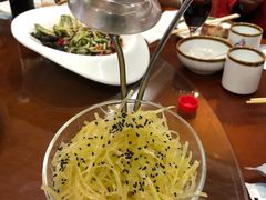 -地方名吃海鲜大馅蒸饺(北戴河店)