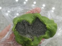 芝麻青团-许阿姨糕团店(南京总店)