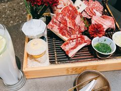-铭牛烧肉·和牛海鲜自助(高新月牙湖店)