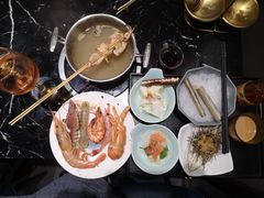 -淡尾·海鲜自助概念餐厅(虹桥南丰城店)