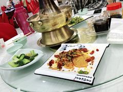 -撒拉人家.酸菜牦牛肉火锅