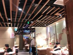 大堂-海底捞火锅鲜切牛肉主题店(长寿路店)