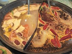 -鸿姐老火锅(疁城新天地店)