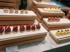 -西安绿地假日酒店