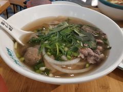 火车头汤河粉-越小品·越南餐厅(高德置地店)