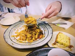 -HELLO 27 意面·沙拉·帕尼尼