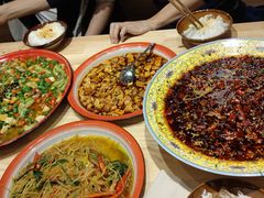 -思博半步颠小酒馆(梦时代店)