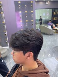 -藤野造型烫染·漂发