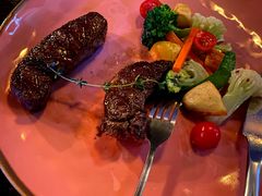 -SISTERS BAR RESTAURANT川意酒馆(嘉善老市H楼店)