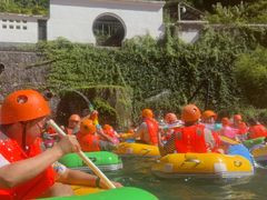 -安吉龙王山峡谷漂流