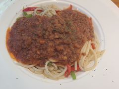 肉酱意面-今日艺术汇书店