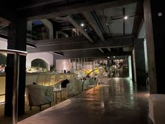 -穹六人间 people 6(岳阳路店)