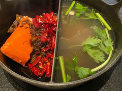 草本鸳鸯锅-盡膳口福跷脚牛肉火锅(晶耀前滩店)
