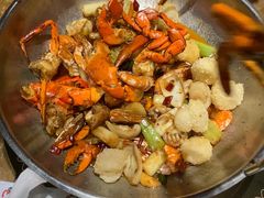 -七欣天香辣蟹火锅(上海银亿滨江店)