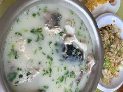 雪野鱼头汤-雪湖煜辰鱼头老店(雪野湖店)