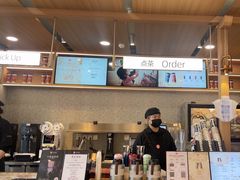 -霸王茶姬(云杉奥莱店)