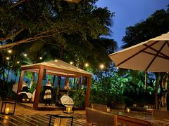 -三亚艾迪逊酒店·海滩烧烤 BARBACOA·现场乐队·浪漫晚餐·烧烤海鲜
