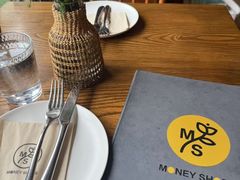 -Money Shops(愚园路店)