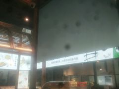 -老乡鸡(上海品尊国际中心店)