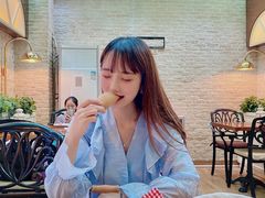 -MADO冰淇淋咖啡馆(淘金店)