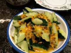 -何妹湿辣牛肉·粤式烧烤砂煲(桂雅路店)