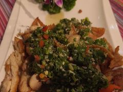 哈尼风味炝香鸡-香巴拉云南餐厅(华莱坞店)