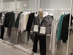 -美特斯邦威(新天地购物中心店)