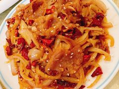 -鹤乡东北菜(崮山路店)
