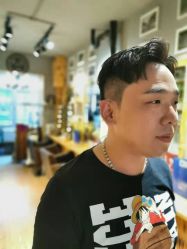 -MONE美发沙龙