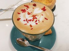 玫瑰拿铁-PAUL LAFAYET 法式甜品(港汇广场店)