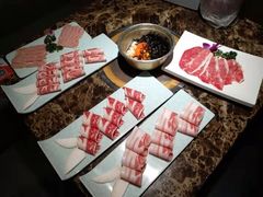 -猪啊牛呀羊啊铜盘烤肉(正大广场店)
