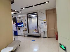 -柏乐口腔医院·舒适化无痛种植牙中心(东盟商务区院)