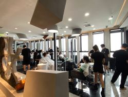 点击看大图 -TOP HAIR SALON