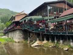 -北京水岸山吧度假村(雁栖镇店)