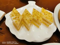 椰汁桂花糕-广州中心皇冠假日酒店·百粤楼
