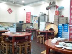 -刘胖娃鱼庄·特色肥肠鱼(杨家坪店)