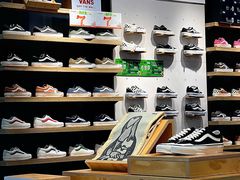 -五环Outlets(高新工厂店)