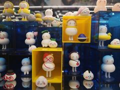 -泡泡玛特POPMART(侨福芳草地店)