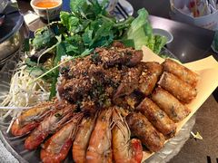 -大头虾越式风味餐厅(光明广场店)