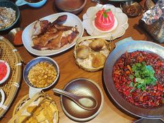 -包整·丝娃娃(一览甲秀楼风景店)